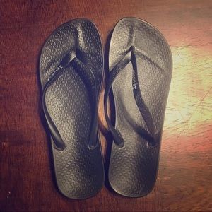 Flip flops. Perfect for the beach and pool